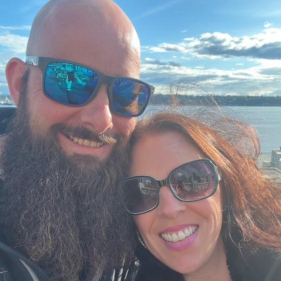 Meet your Posher, Erin - Picture 2 of 4